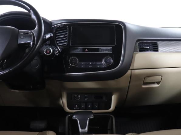 Mitsubishi Outlander III Рестайлинг 3 с пробегом 2019 года, цена 2 249 900 рублей, 166345 км, внедорожник, Автокод Объявления
