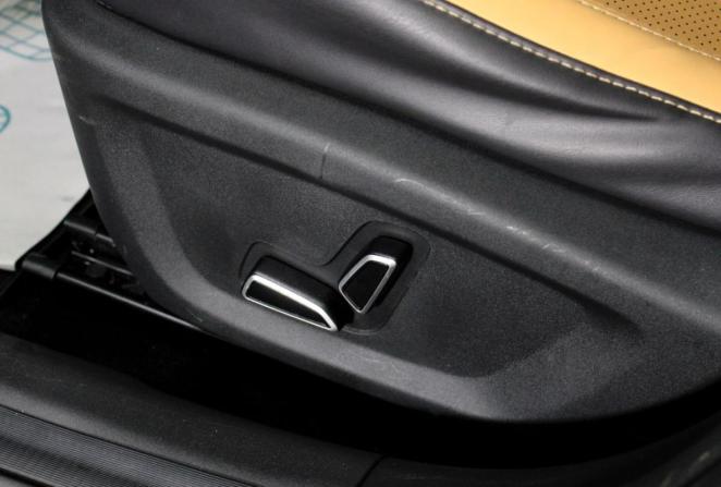Changan UNI-V I с пробегом 2023 года, цена 2 175 000 рублей, 33415 км, лифтбек, Автокод Объявления
