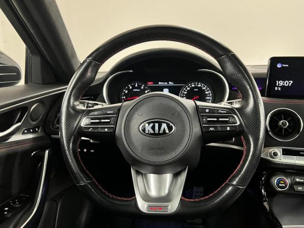 Kia Stinger I Рестайлинг с пробегом 2021 года, цена 4 030 000 рублей, 50772 км, лифтбек, Автокод Объявления