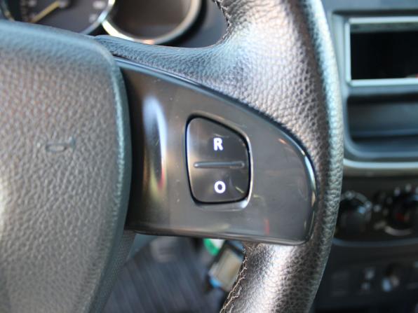 Renault Sandero II с пробегом 2014 года, цена 649 000 рублей, 185030 км, хэтчбек, Автокод Объявления