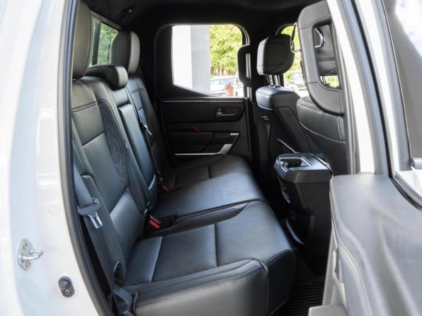Toyota Tundra III с пробегом 2022 года, цена 7 580 000 рублей, 31852 км, offers.body_type.unknown, Автокод Объявления