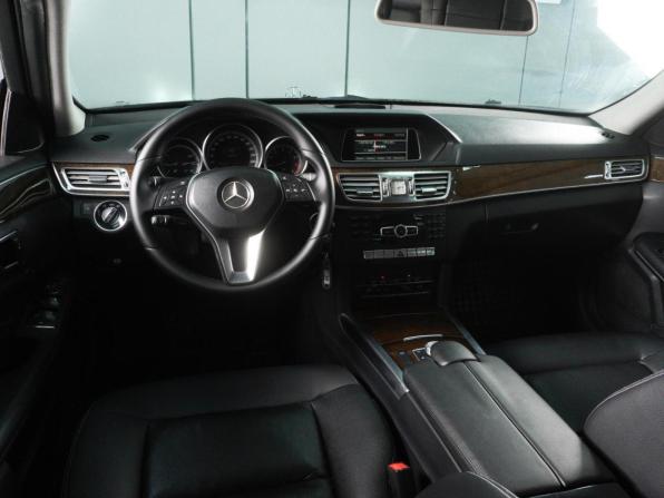 Mercedes-Benz E-Класс IV (W212 S212 C207) Рестайлинг с пробегом 2013 года, цена 1 680 000 рублей, 263416 км, седан, Автокод Объявления