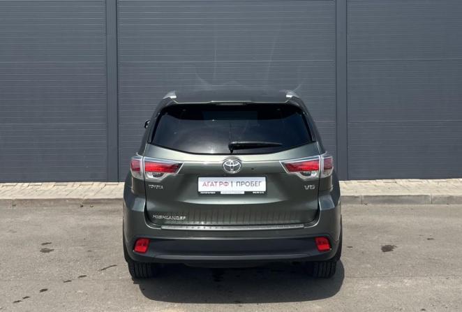 Toyota Highlander III (XU50) с пробегом 2014 года, цена 3 090 000 рублей, 151105 км, внедорожник, Автокод Объявления