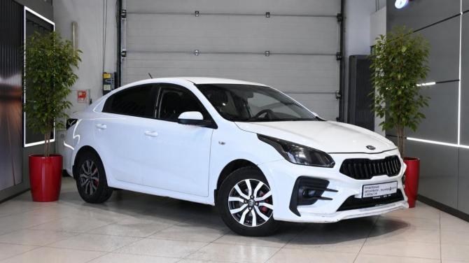 Kia Rio IV с пробегом 2018 года, цена 1 220 000 рублей, 175000 км, седан, Автокод Объявления