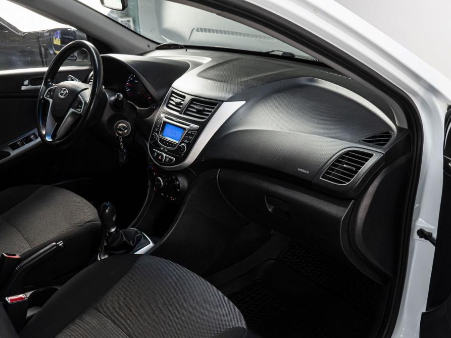 Hyundai Solaris I Тюмень  - изображение 15