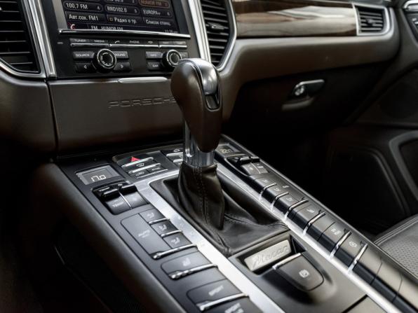 Porsche Macan I с пробегом 2015 года, цена 2 695 000 рублей, 132462 км, внедорожник, Автокод Объявления