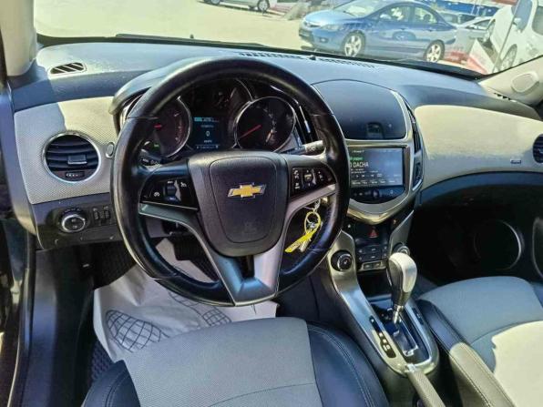 Chevrolet Cruze I Рестайлинг с пробегом 2014 года, цена 892 000 рублей, 236300 км, седан, Автокод Объявления