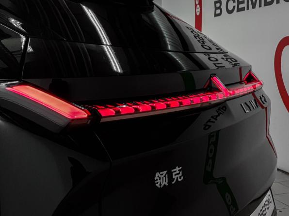 Lynk &amp; Co 08 I с пробегом 2023 года, цена 4 750 000 рублей, 44000 км, внедорожник, Автокод Объявления