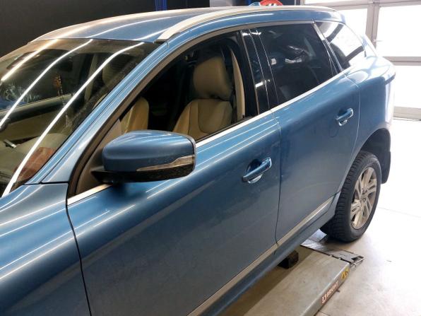 Volvo XC60 I Рестайлинг с пробегом 2015 года, цена 1 810 000 рублей, 197542 км, внедорожник, Автокод Объявления
