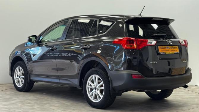 Toyota RAV4 IV (XA40) с пробегом 2015 года, цена 1 799 000 рублей, 176090 км, внедорожник, Автокод Объявления
