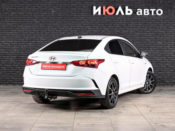 Hyundai Solaris II Рестайлинг с пробегом 2021 года, цена 1 420 000 рублей, 81042 км, седан, Автокод Объявления