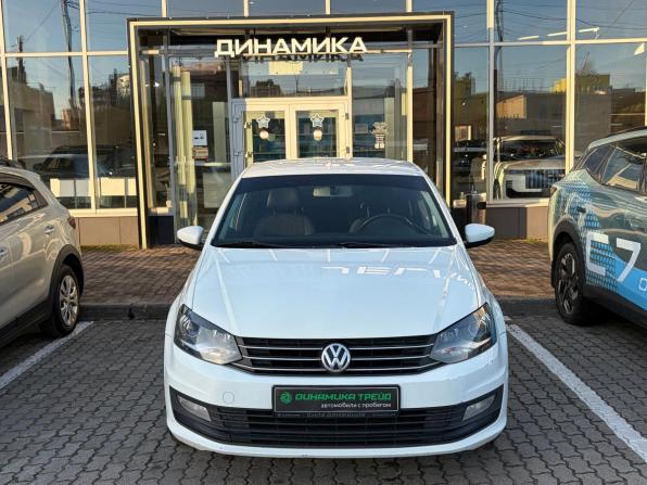 Volkswagen Polo V Рестайлинг с пробегом 2018 года, цена 725 000 рублей, 268080 км, седан, Автокод Объявления