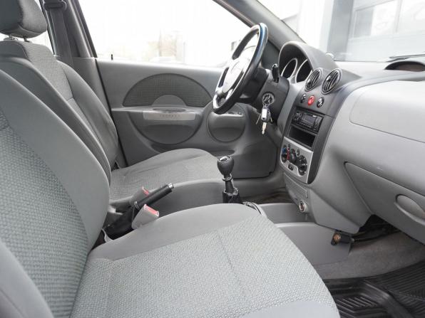 Chevrolet Aveo I с пробегом 2004 года, цена 370 000 рублей, 96500 км, хэтчбек, Автокод Объявления