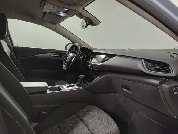 Opel Insignia II с пробегом 2018 года, цена 1 490 000 рублей, 141900 км, универсал, Автокод Объявления