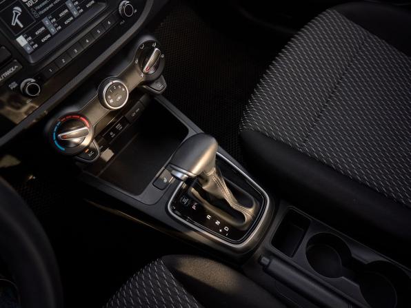 Kia Rio IV с пробегом 2019 года, цена 1 387 000 рублей, 76551 км, седан, Автокод Объявления