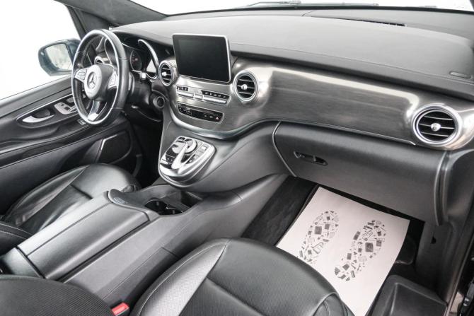 Mercedes-Benz V-Класс III (W447) с пробегом 2018 года, цена 5 099 000 рублей, 120000 км, минивэн, Автокод Объявления