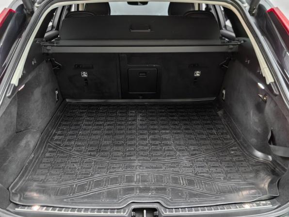 Volvo V90 Cross Country I с пробегом 2019 года, цена 3 176 000 рублей, 159600 км, универсал, Автокод Объявления