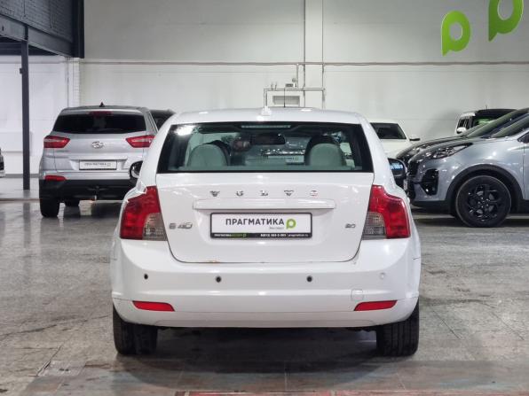 Volvo S40 II Рестайлинг с пробегом 2011 года, цена 734 000 рублей, 215009 км, седан, Автокод Объявления