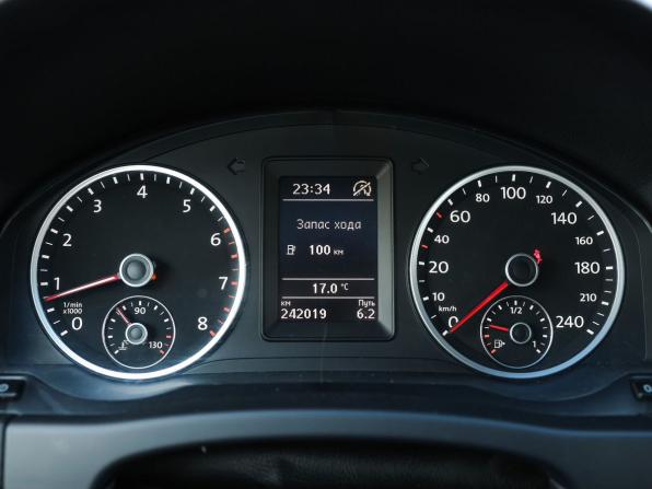 Volkswagen Tiguan I Рестайлинг с пробегом 2013 года, цена 1 059 000 рублей, 242019 км, внедорожник, Автокод Объявления