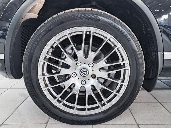 Volkswagen Touareg II Рестайлинг с пробегом 2016 года, цена 3 435 000 рублей, 133236 км, внедорожник, Автокод Объявления
