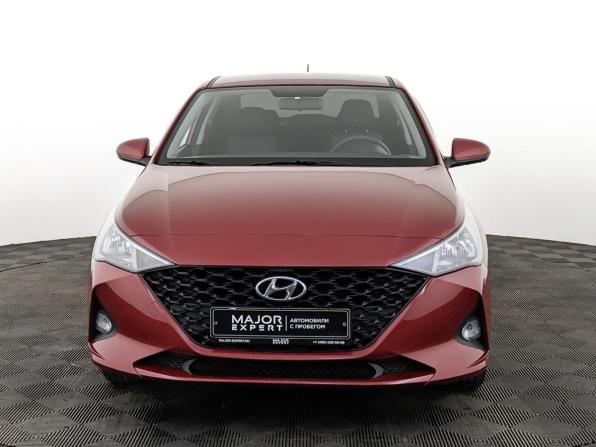 Hyundai Solaris II Рестайлинг с пробегом 2021 года, цена 1 550 000 рублей, 64845 км, седан, Автокод Объявления