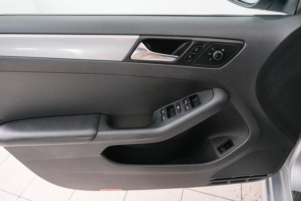 Volkswagen Jetta VI Рестайлинг Красноярск  - изображение 20
