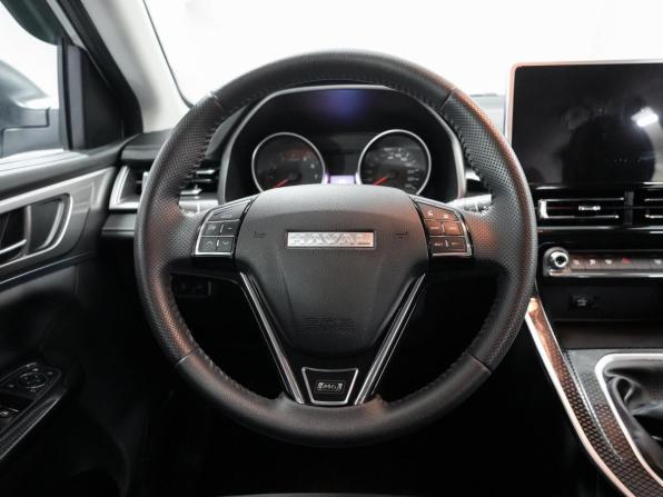 Haval M6 II с пробегом 2024 года, цена 1 875 000 рублей, 37228 км, внедорожник, Автокод Объявления