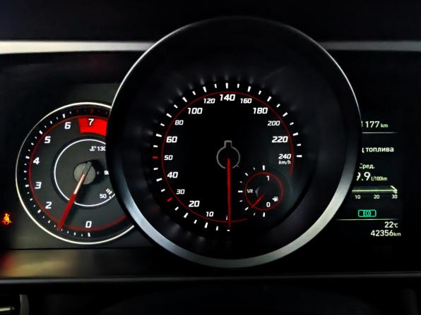 Hyundai Elantra VII (CN7) с пробегом 2022 года, цена 1 919 000 рублей, 42343 км, седан, Автокод Объявления