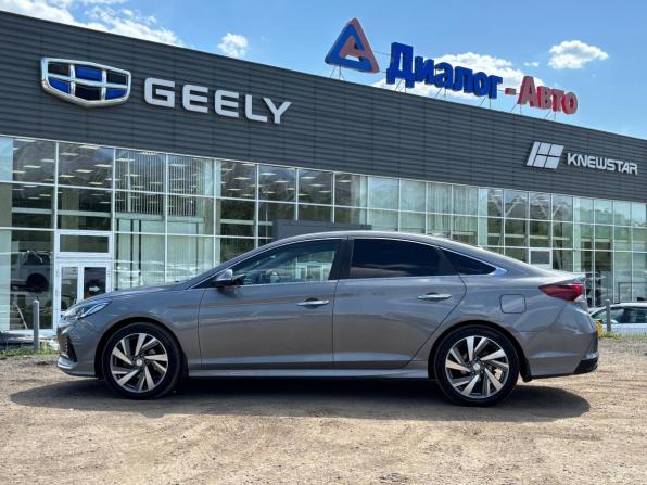 Hyundai Sonata VII (LF) Рестайлинг с пробегом 2018 года, цена 1 904 000 рублей, 130400 км, седан, Автокод Объявления