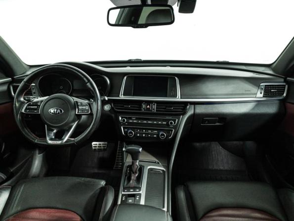 Kia Optima IV Рестайлинг с пробегом 2018 года, цена 2 029 700 рублей, 102055 км, седан, Автокод Объявления