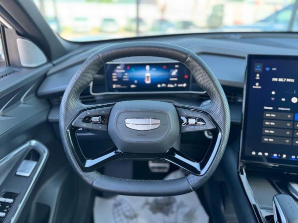 Geely Cityray с пробегом 2024 года, цена 2 699 000 рублей, 2687 км, внедорожник, Автокод Объявления