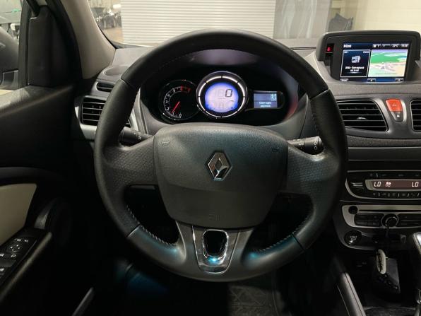 Renault Fluence I Рестайлинг с пробегом 2013 года, цена 520 000 рублей, 294863 км, седан, Автокод Объявления