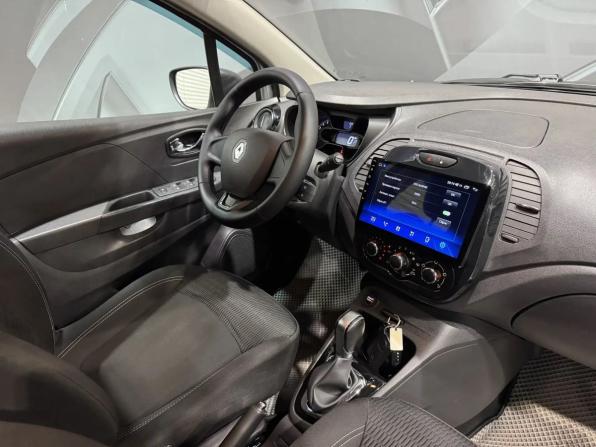 Renault Kaptur I с пробегом 2018 года, цена 1 159 000 рублей, 154000 км, внедорожник, Автокод Объявления