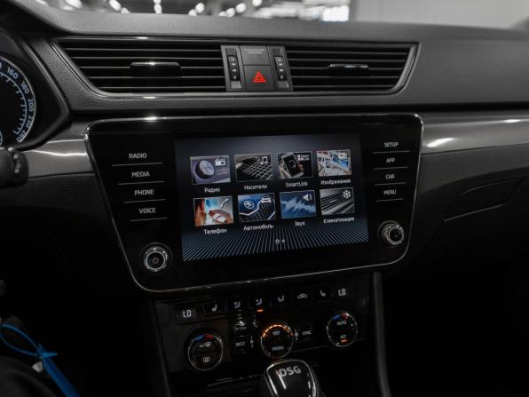 Skoda Superb III с пробегом 2018 года, цена 2 500 000 рублей, 105000 км, лифтбек, Автокод Объявления
