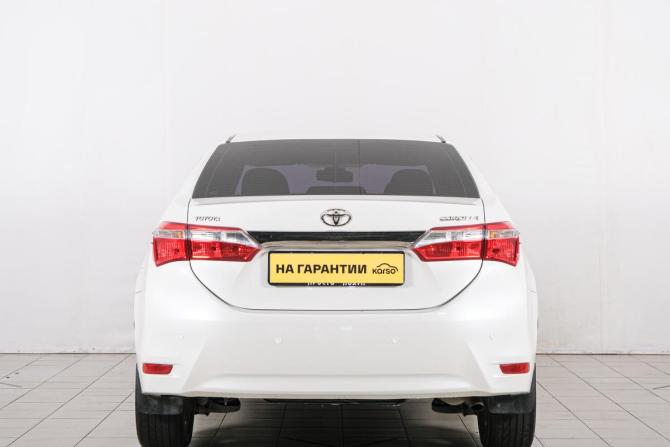 Toyota Corolla XI (E160 E170 E180) с пробегом 2013 года, цена 1 199 000 рублей, 206000 км, седан, Автокод Объявления