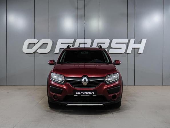 Renault Sandero II с пробегом 2015 года, цена 849 000 рублей, 183936 км, хэтчбек, Автокод Объявления