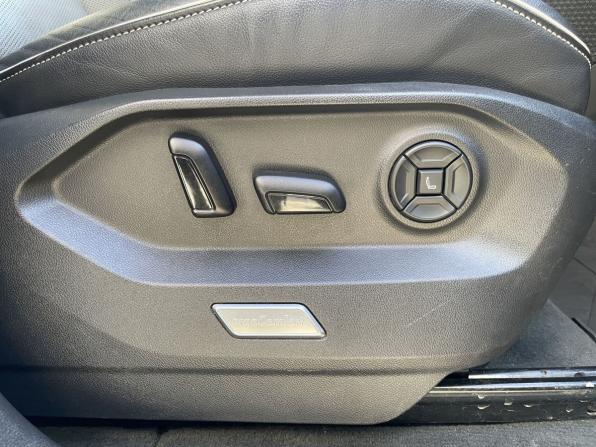 Volkswagen Touareg III с пробегом 2019 года, цена 4 029 000 рублей, 197871 км, внедорожник, Автокод Объявления