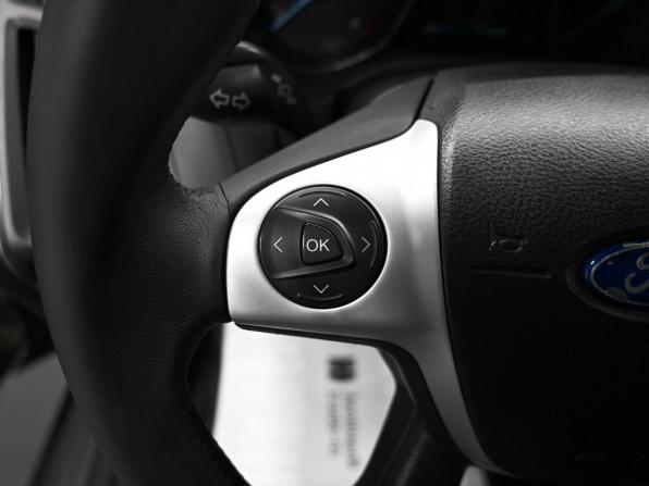 Ford Focus III с пробегом 2013 года, цена 695 000 рублей, 232137 км, седан, Автокод Объявления