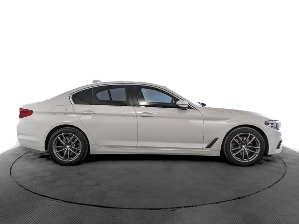 BMW 5 серии VII (G30/G31/G38) с пробегом 2020 года, цена 3 680 000 рублей, 104500 км, седан, Автокод Объявления
