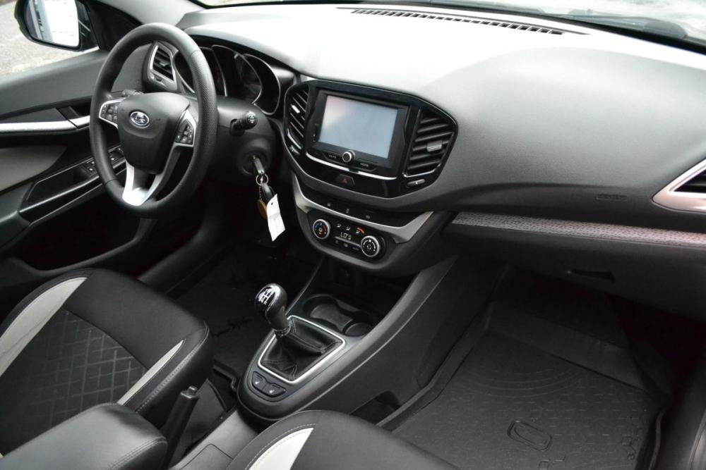 Lada (ВАЗ) Vesta I Старый Оскол  - изображение 9