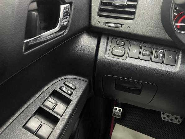 Toyota Highlander II (XU40) Рестайлинг с пробегом 2011 года, цена 1 850 000 рублей, 190000 км, внедорожник, Автокод Объявления