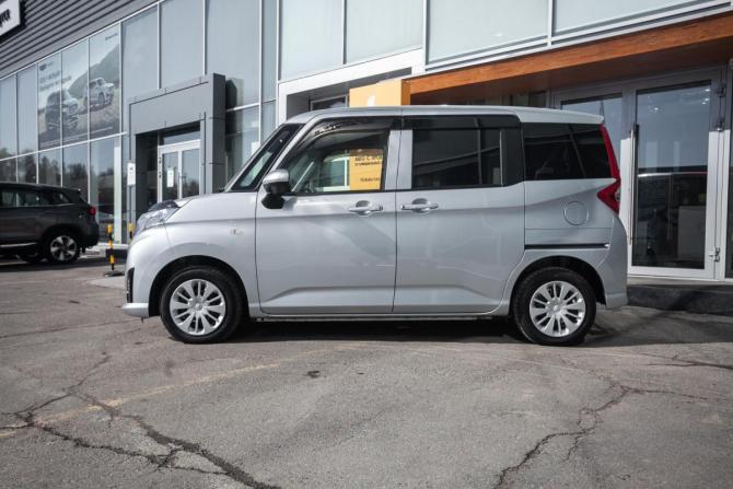 Toyota Roomy I с пробегом 2018 года, цена 998 000 рублей, 106000 км, микровэн, Автокод Объявления