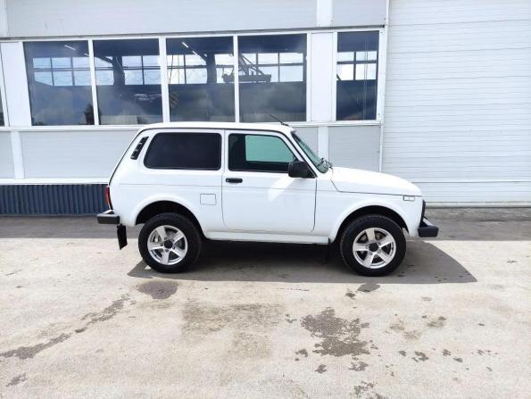 Lada (ВАЗ) Niva Legend с пробегом 2024 года, цена 899 000 рублей, 42625 км, внедорожник, Автокод Объявления