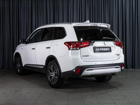 Mitsubishi Outlander III Рестайлинг 3 с пробегом 2019 года, цена 3 249 000 рублей, 126400 км, внедорожник, Автокод Объявления