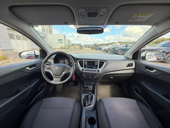 Hyundai Solaris II Рестайлинг с пробегом 2020 года, цена 1 385 000 рублей, 58000 км, седан, Автокод Объявления