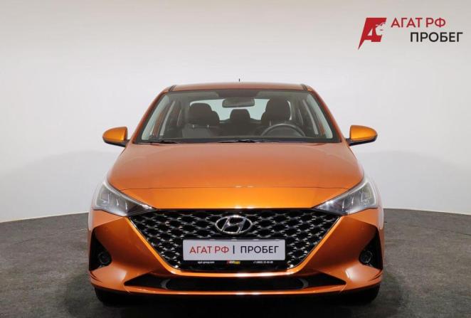 Hyundai Solaris II Рестайлинг с пробегом 2022 года, цена 1 800 000 рублей, 49150 км, седан, Автокод Объявления