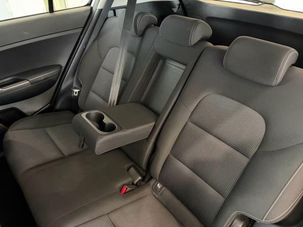 Kia Sportage IV Рестайлинг с пробегом 2021 года, цена 1 610 000 рублей, 180381 км, внедорожник, Автокод Объявления