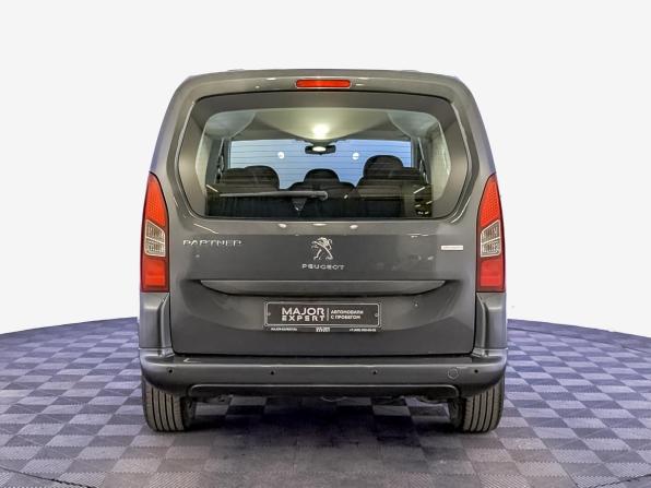 Peugeot Partner II Рестайлинг 2 с пробегом 2021 года, цена 1 619 000 рублей, 118918 км, компактвэн, Автокод Объявления