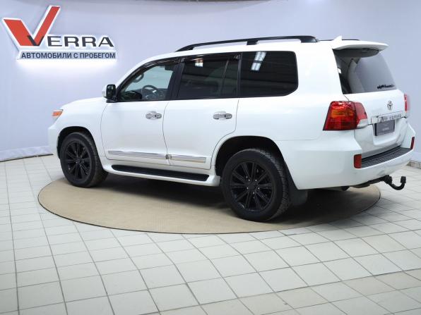 Toyota Land Cruiser 200 Series Рестайлинг 1 с пробегом 2013 года, цена 3 690 000 рублей, 268327 км, внедорожник, Автокод Объявления