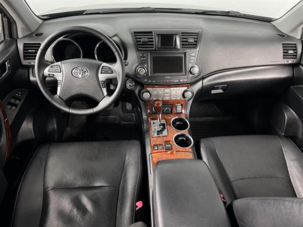 Toyota Highlander II (XU40) Рестайлинг с пробегом 2012 года, цена 2 250 500 рублей, 156282 км, внедорожник, Автокод Объявления